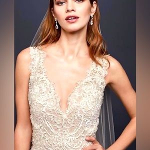 NWT Galina Signature Wedding Dress Size 8